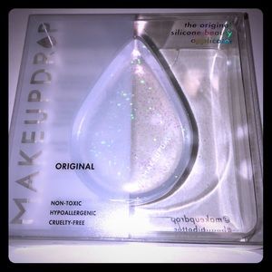 Makeup Drop Silicone Beauty Applicator NIB
